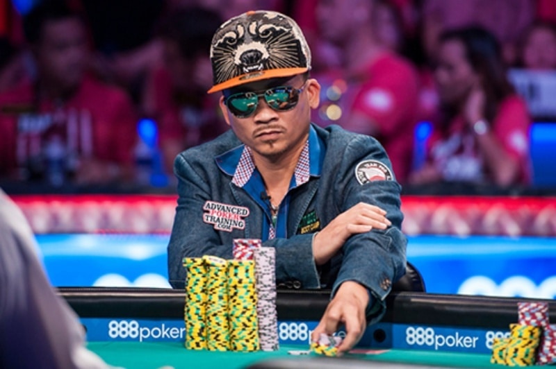 Một trong những nhà vô địch poker người Mỹ gốc Việt